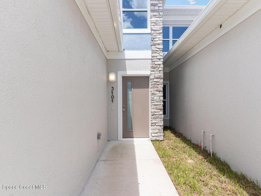 1605 Par Street, Palm Bay, FL 32905