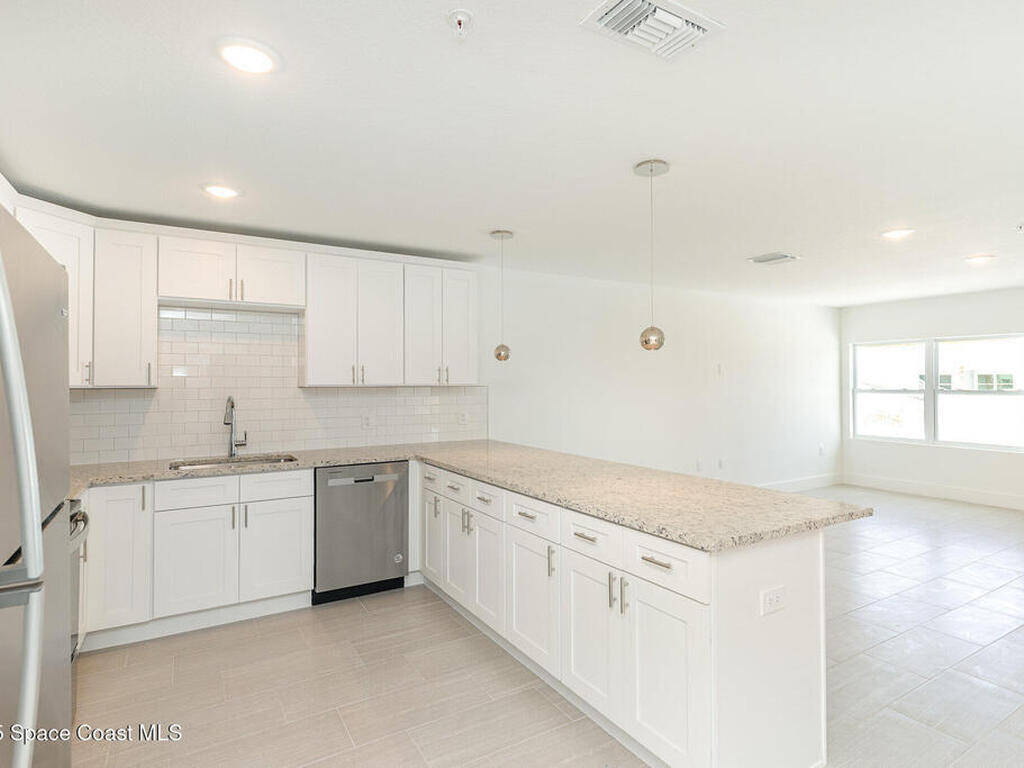 1605 Par Street, Palm Bay, FL 32905