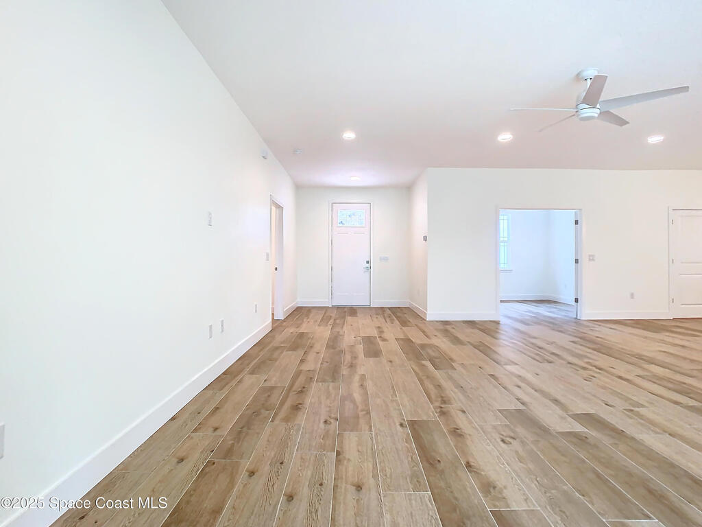 6110 Brabrook Avenue, Grant, FL 32949