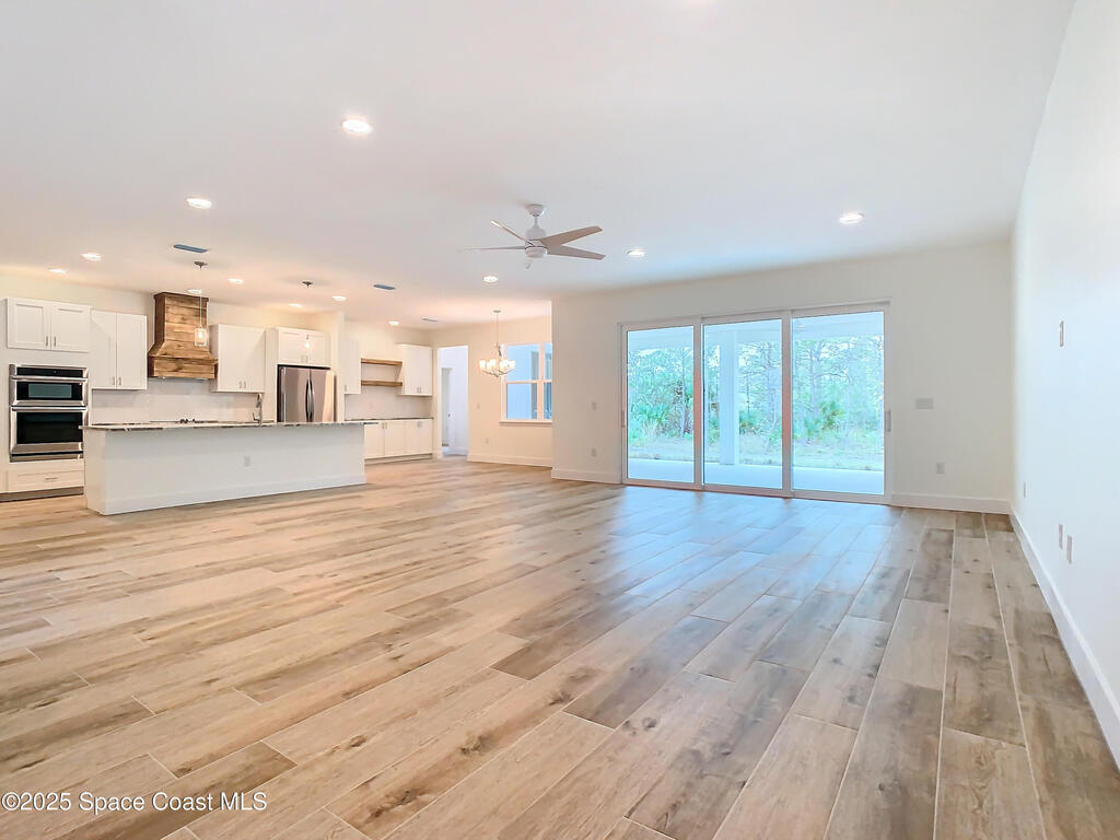 6110 Brabrook Avenue, Grant, FL 32949