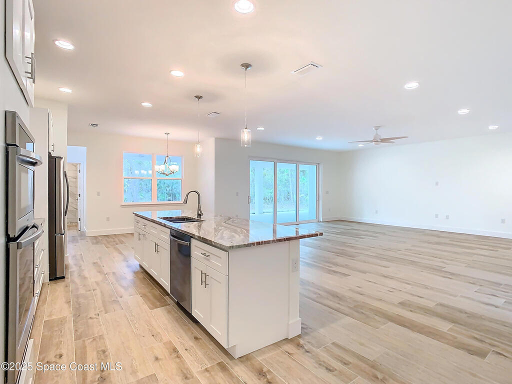 6110 Brabrook Avenue, Grant, FL 32949