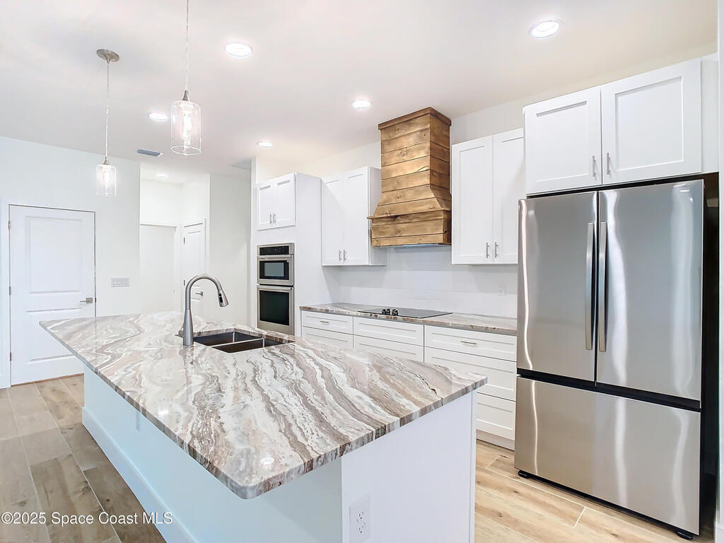 6110 Brabrook Avenue, Grant, FL 32949