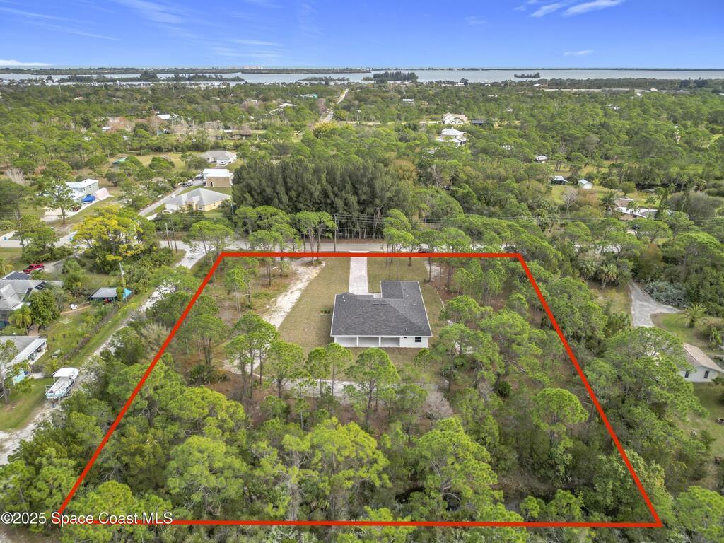 6110 Brabrook Avenue, Grant, FL 32949