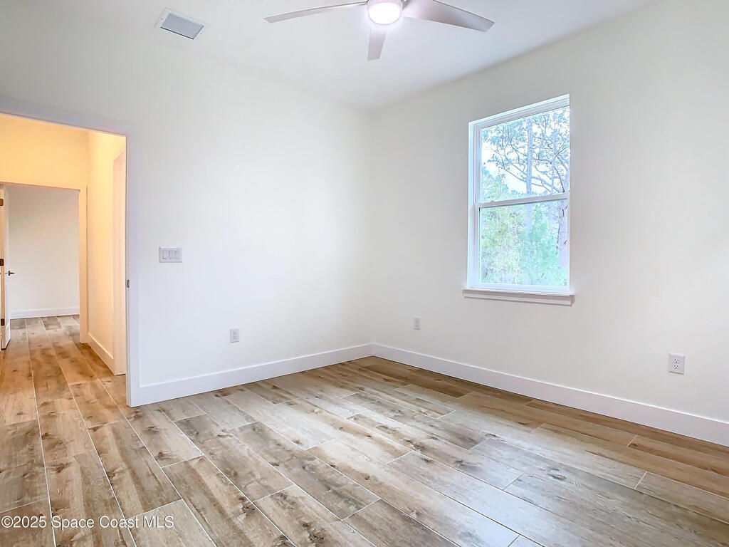 6110 Brabrook Avenue, Grant, FL 32949