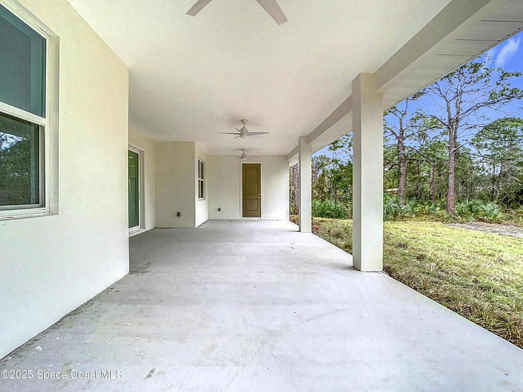 6110 Brabrook Avenue, Grant, FL 32949