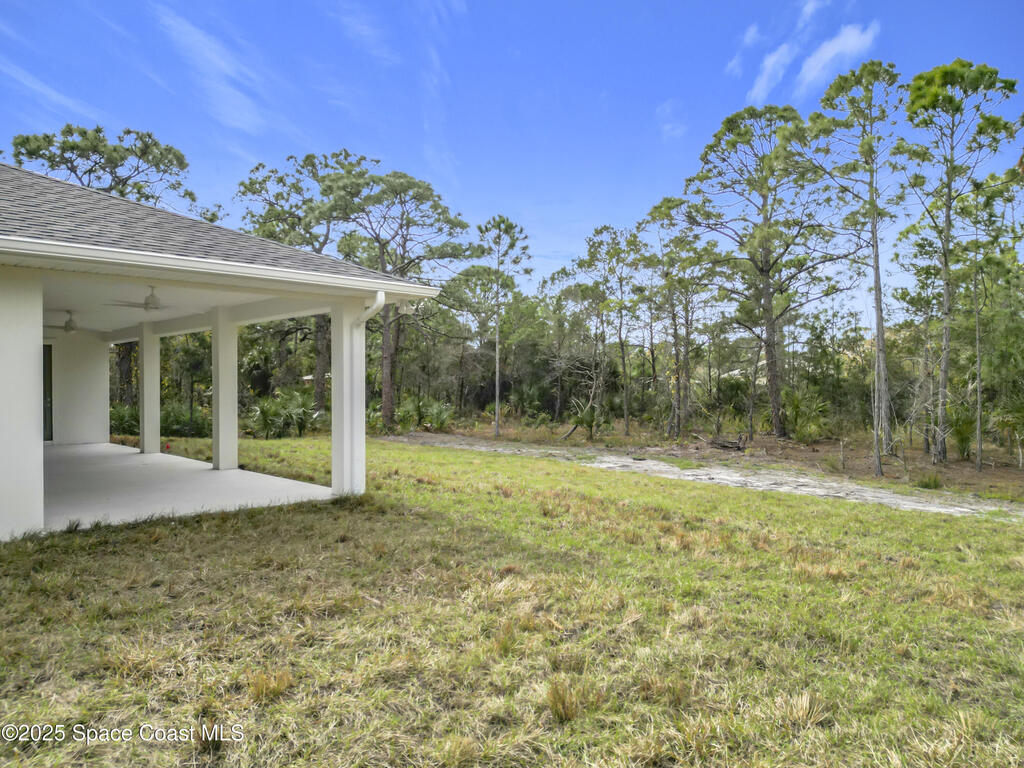 6110 Brabrook Avenue, Grant, FL 32949