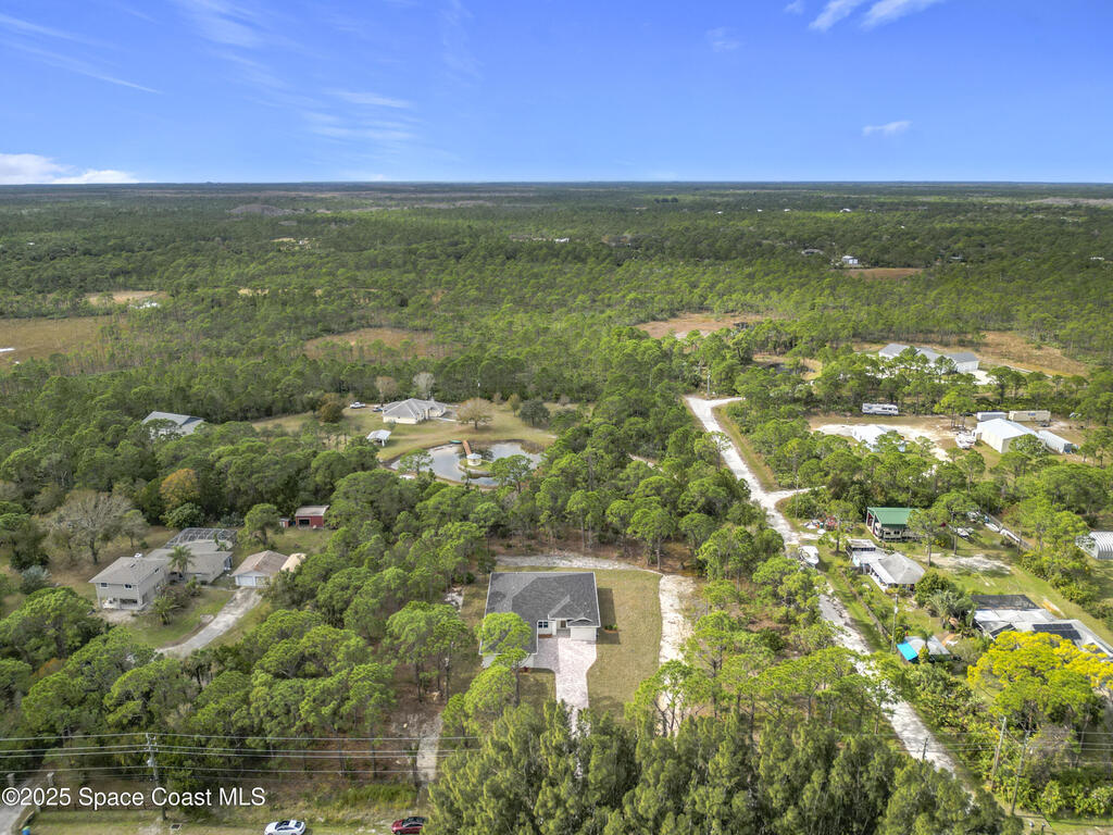 6110 Brabrook Avenue, Grant, FL 32949