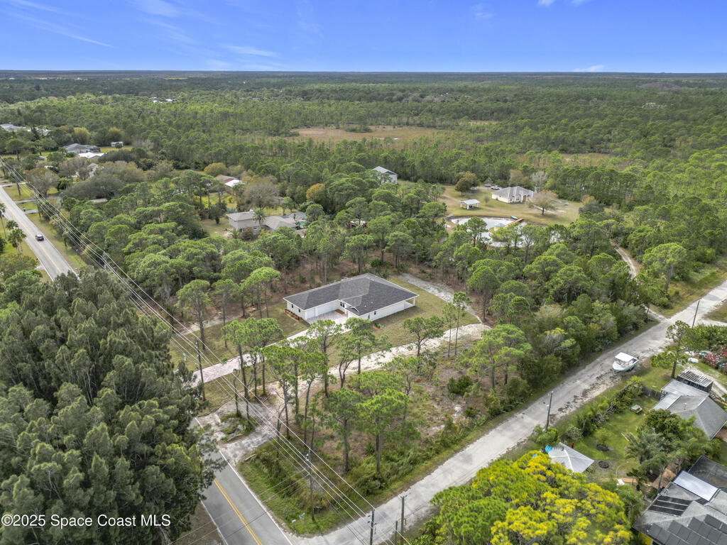 6110 Brabrook Avenue, Grant, FL 32949