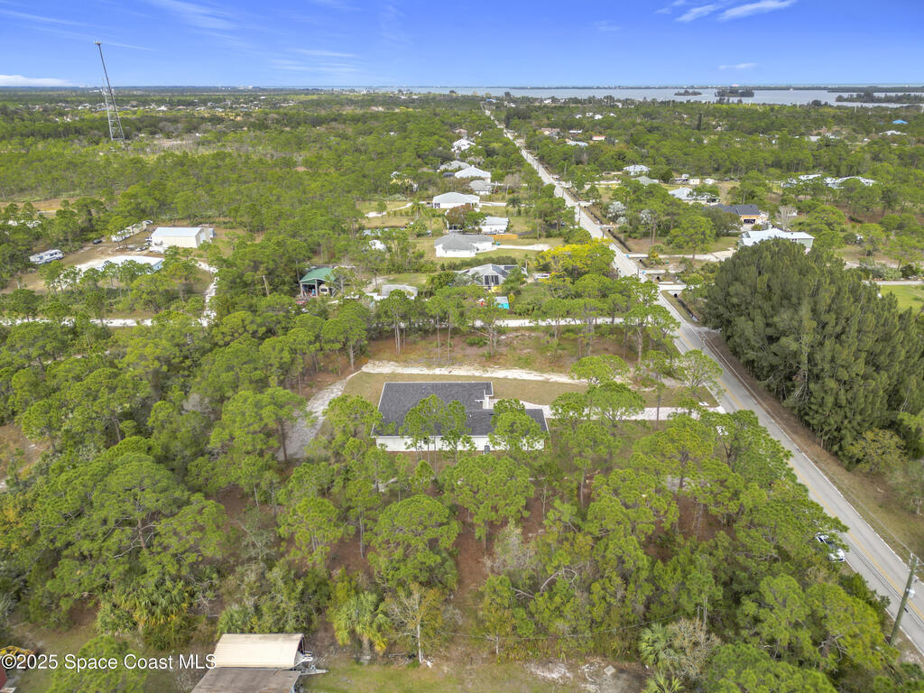 6110 Brabrook Avenue, Grant, FL 32949
