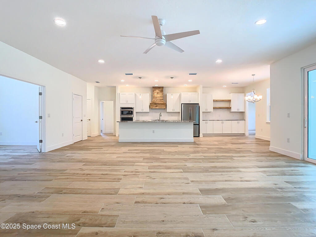 6110 Brabrook Avenue, Grant, FL 32949