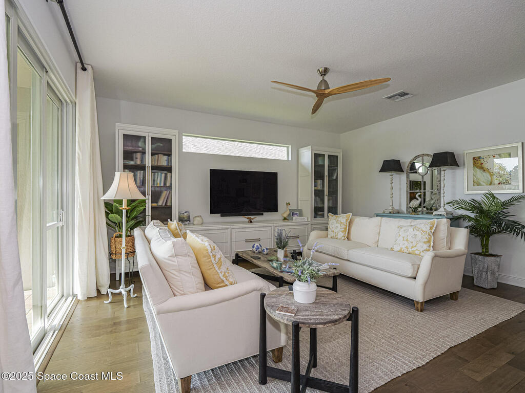 2284 Timberlake Circle, Vero Beach, FL 32966