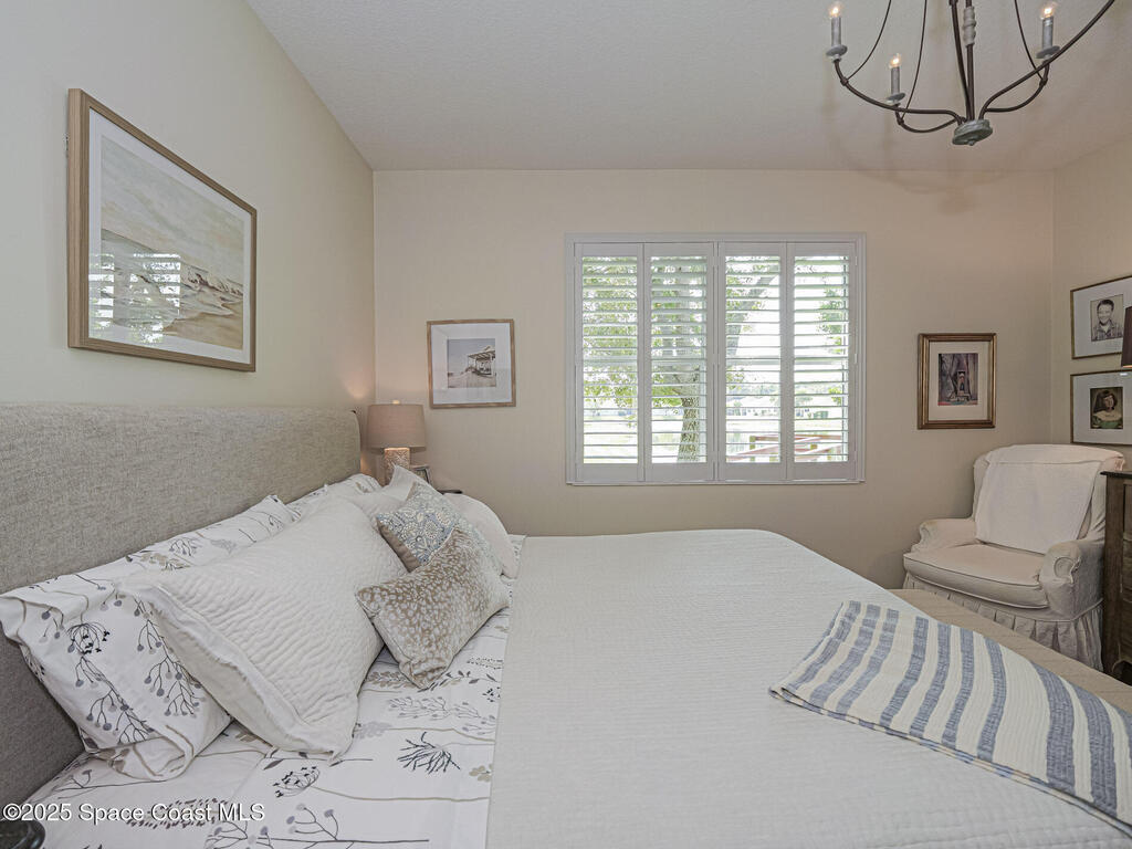 2284 Timberlake Circle, Vero Beach, FL 32966
