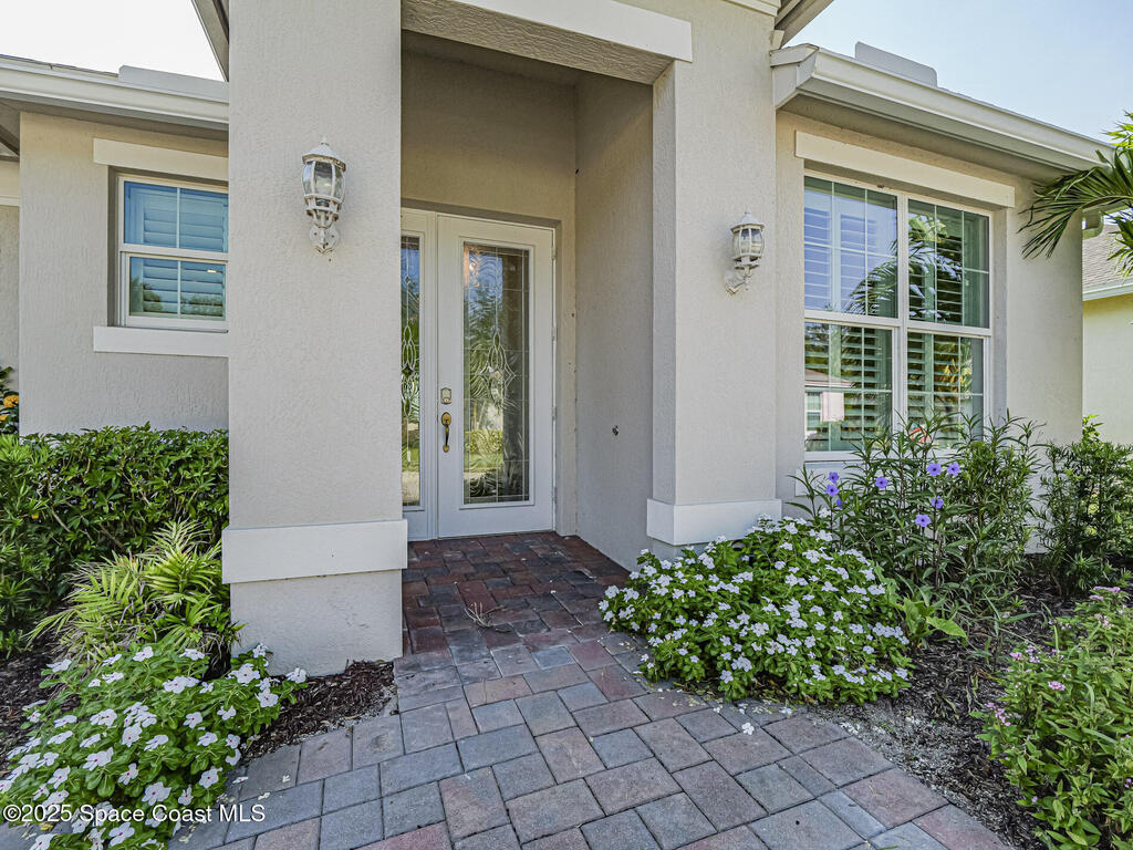 2284 Timberlake Circle, Vero Beach, FL 32966