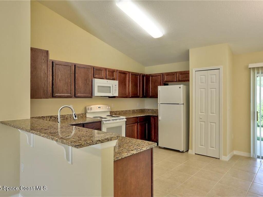 8266 104th Avenue, Vero Beach, FL 32967