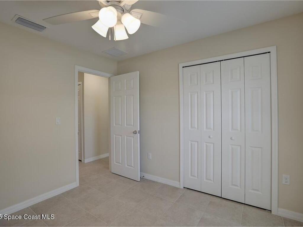8266 104th Avenue, Vero Beach, FL 32967