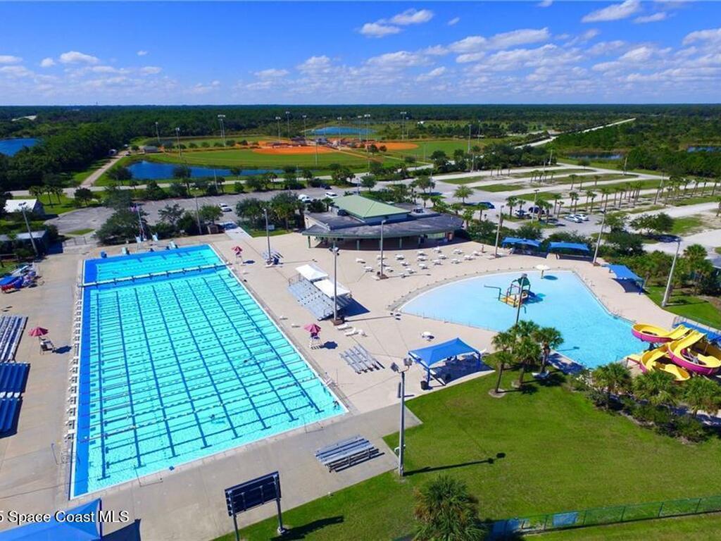 8266 104th Avenue, Vero Beach, FL 32967