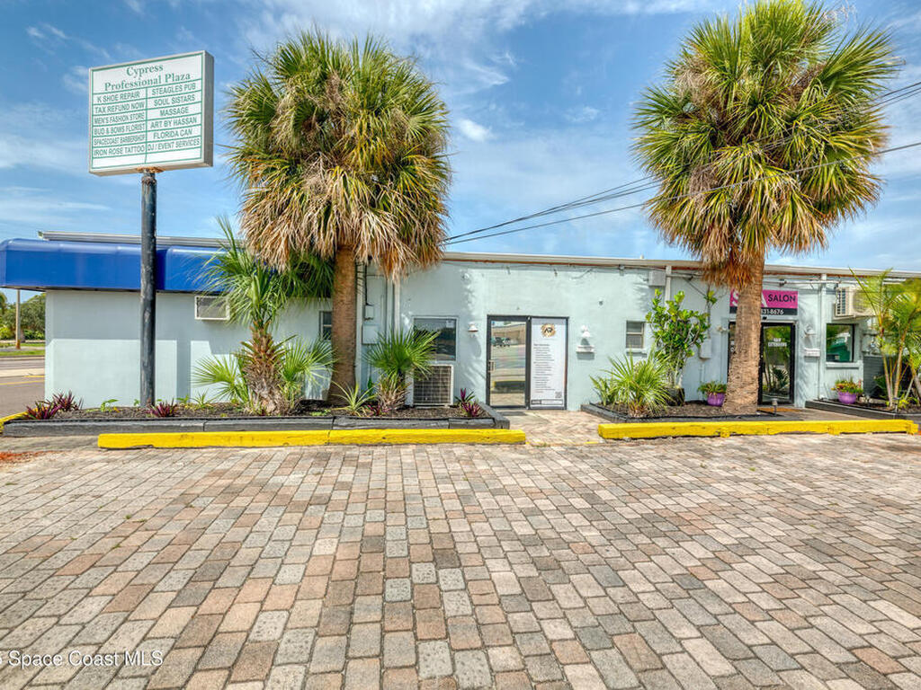 1363 Cypress Avenue, Melbourne, FL 32935