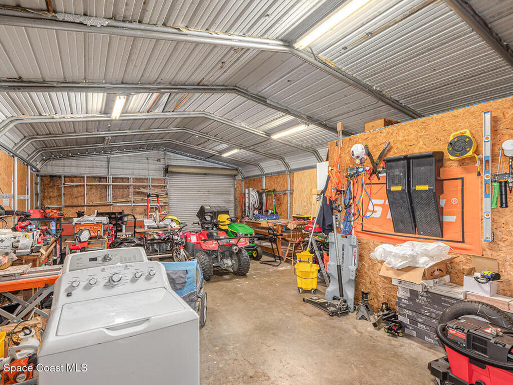 3310 Grantline Road, Mims, FL 32754
