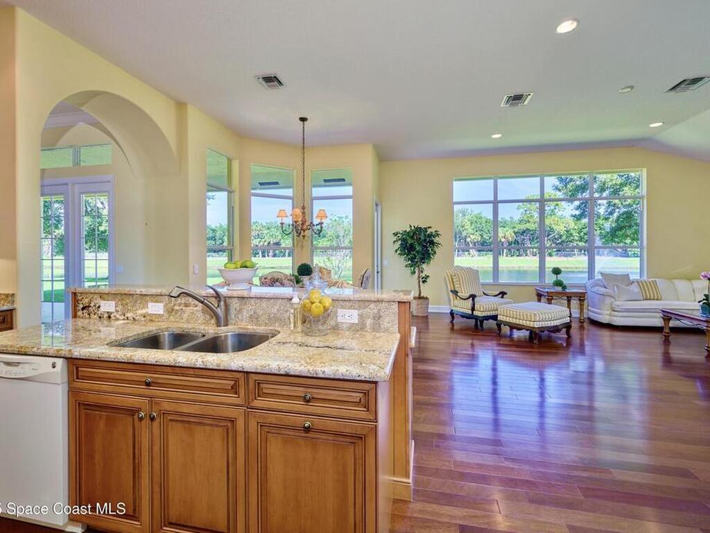 575 Stoney Brook Farm Court, Vero Beach, FL 32968