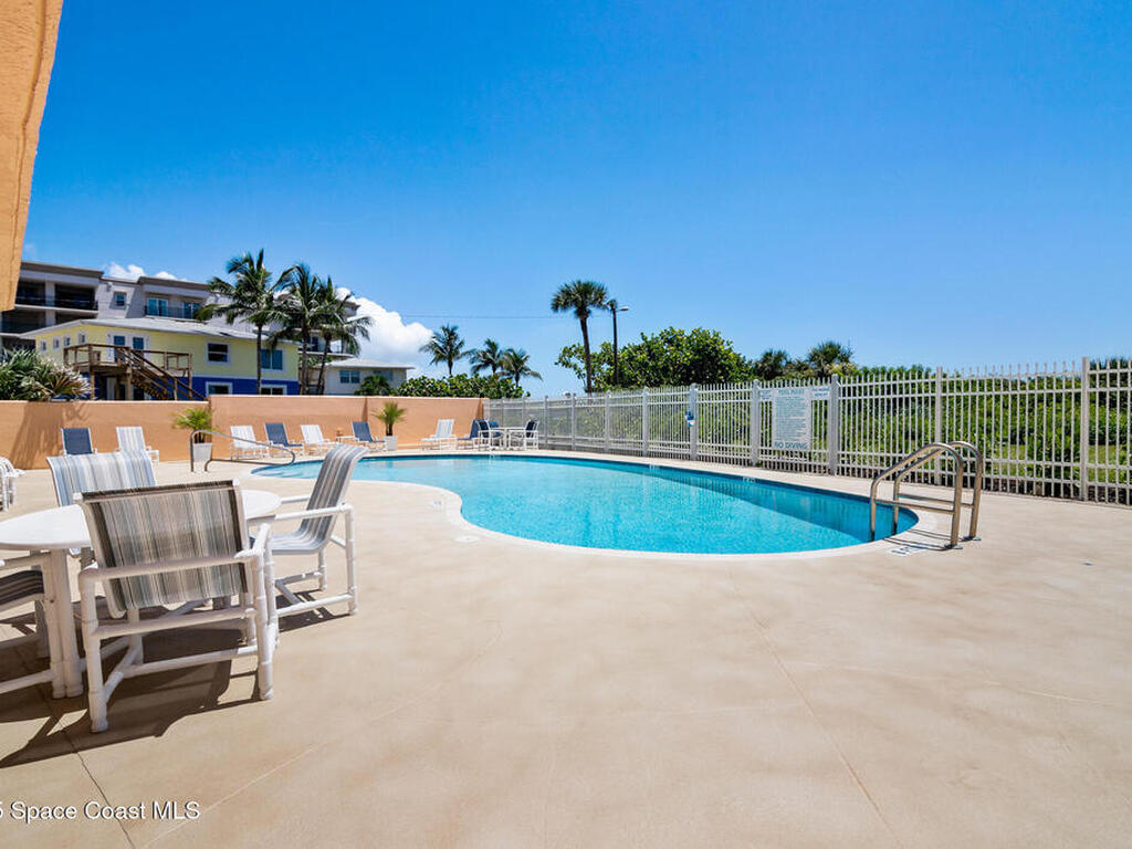 6770 Ridgewood Avenue, Cocoa Beach, FL 32931
