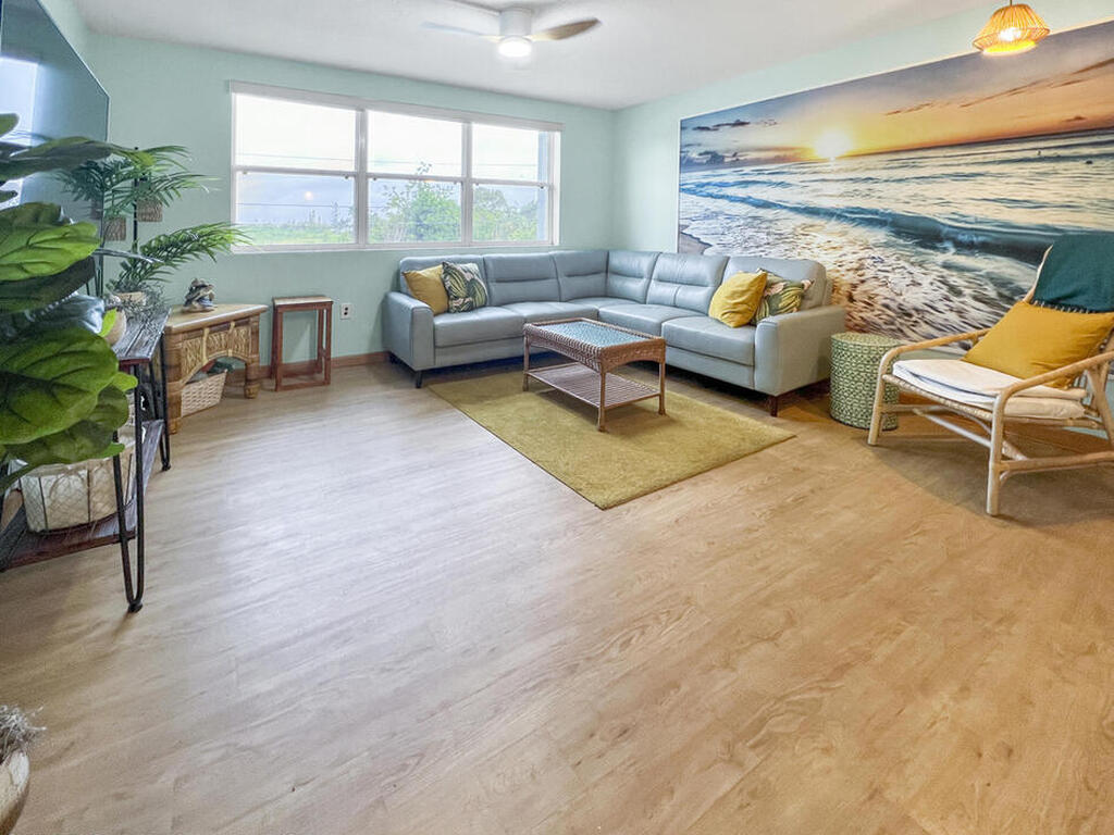 299 N Banana River Drive, Merritt Island, FL 32952