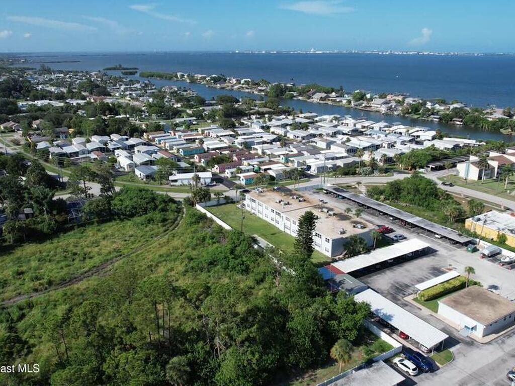 299 N Banana River Drive, Merritt Island, FL 32952