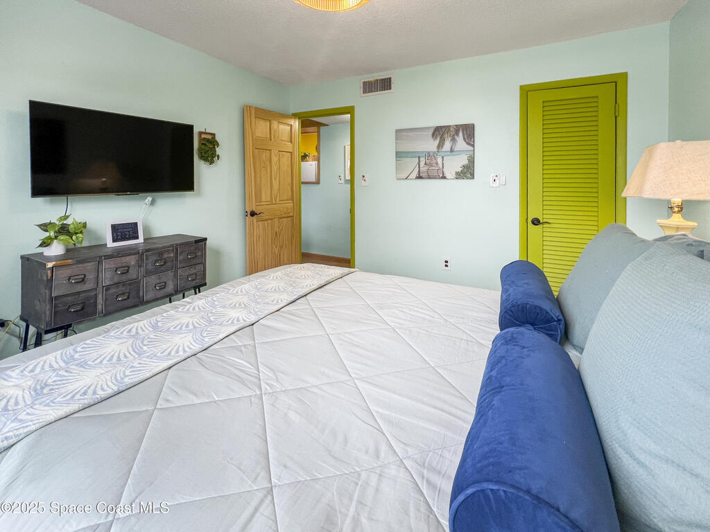 299 N Banana River Drive, Merritt Island, FL 32952