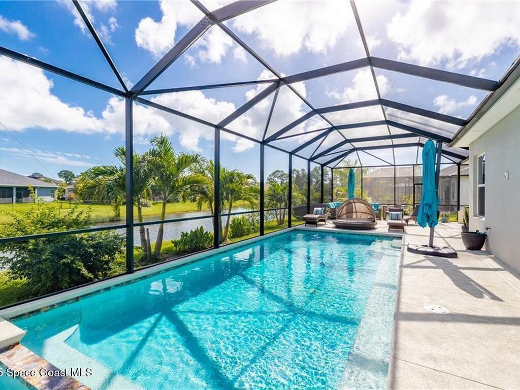 5928 Sequoia Circle, Vero Beach, FL 32967