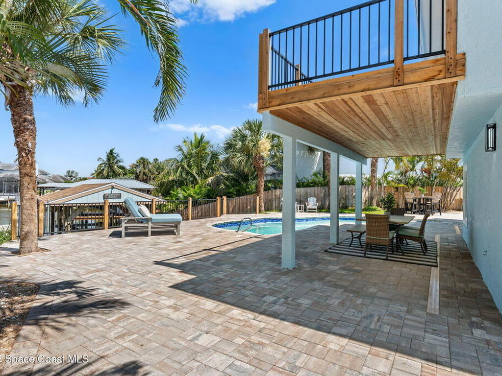 398 Riverview Lane, Melbourne Beach, FL 32951