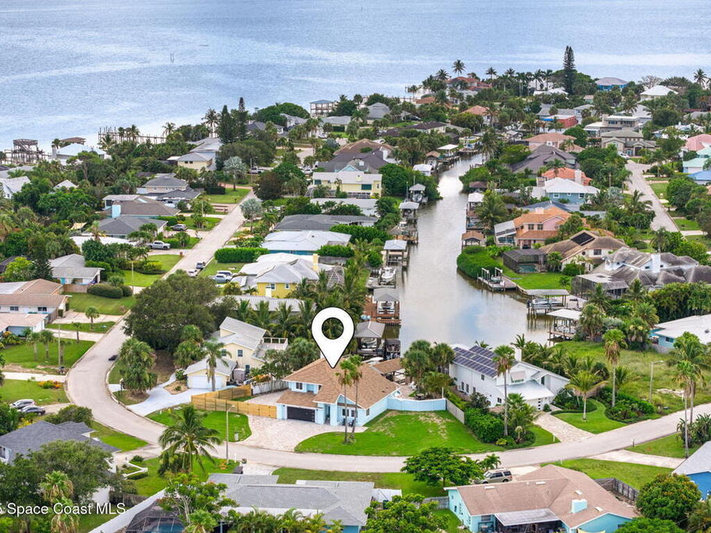 398 Riverview Lane, Melbourne Beach, FL 32951