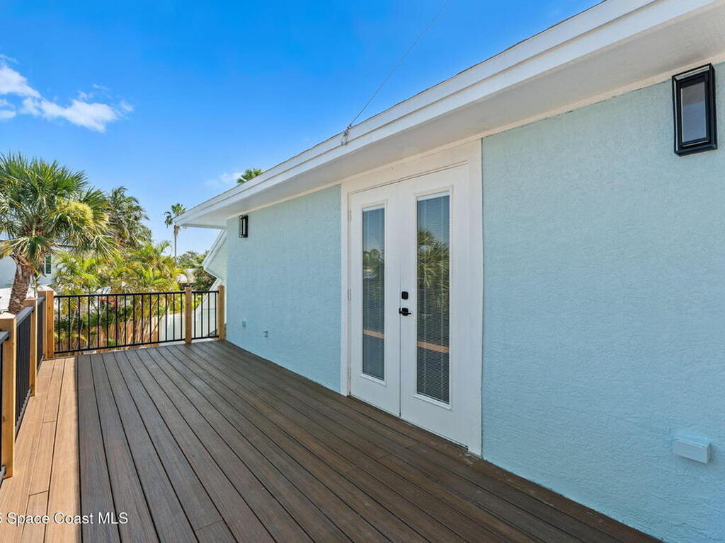 398 Riverview Lane, Melbourne Beach, FL 32951