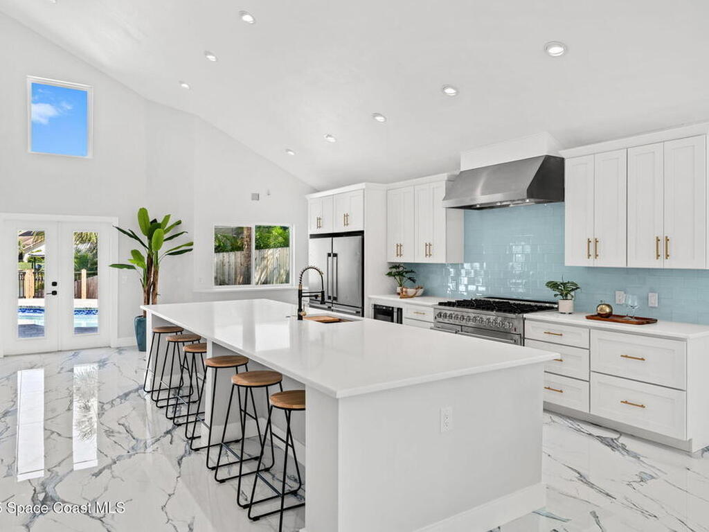 398 Riverview Lane, Melbourne Beach, FL 32951