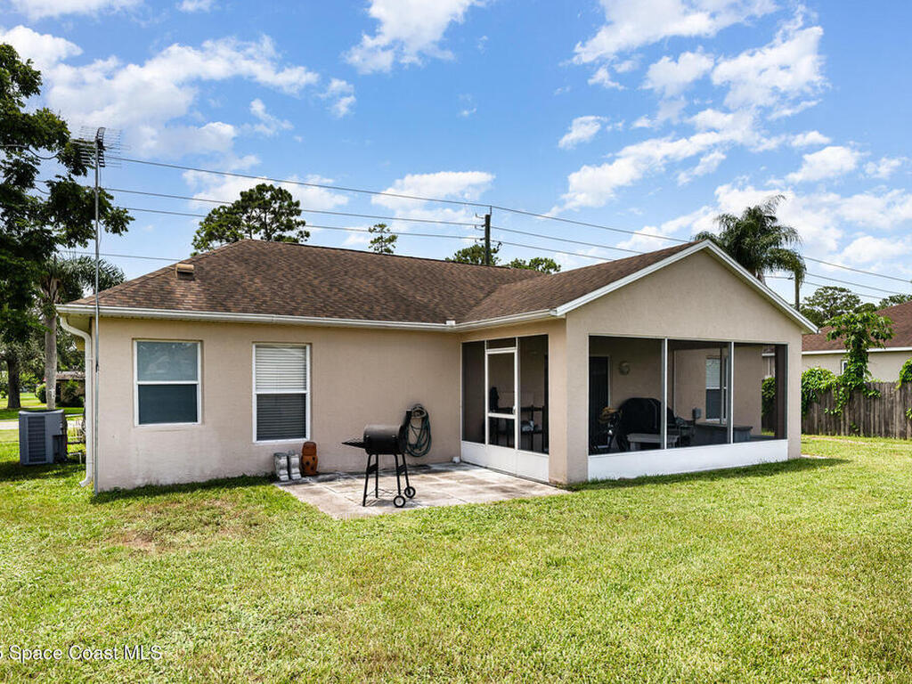 6465 Grissom Parkway, Cocoa, FL 32927