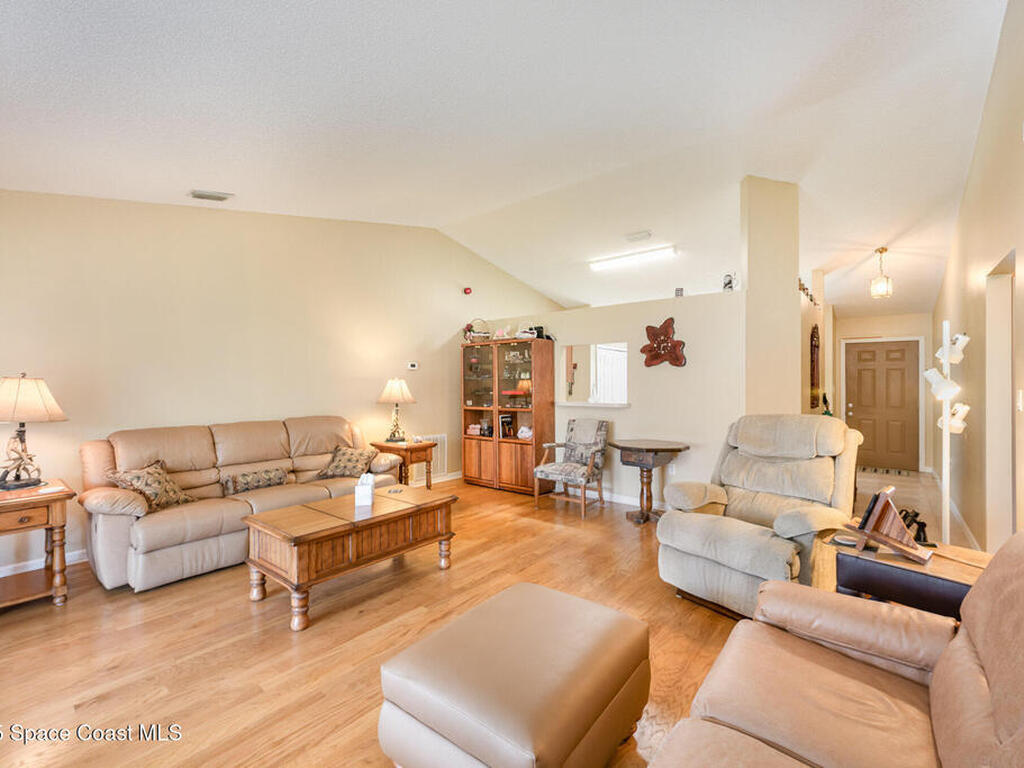 6465 Grissom Parkway, Cocoa, FL 32927