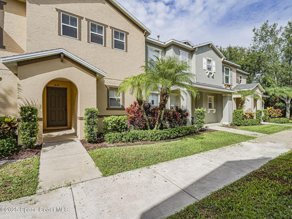 1673 Pointe West Way, Vero Beach, FL 32966