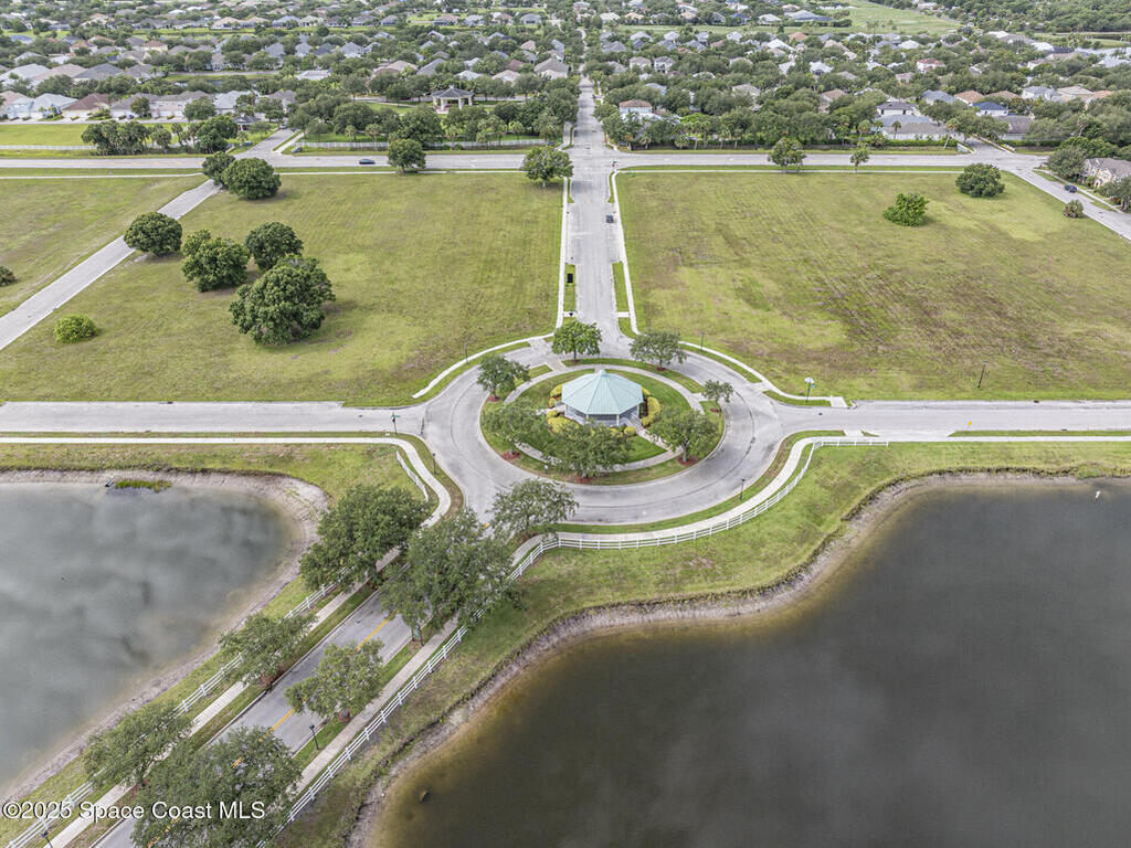 1673 Pointe West Way, Vero Beach, FL 32966