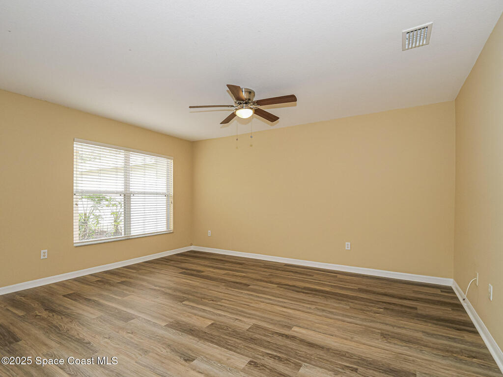 1673 Pointe West Way, Vero Beach, FL 32966