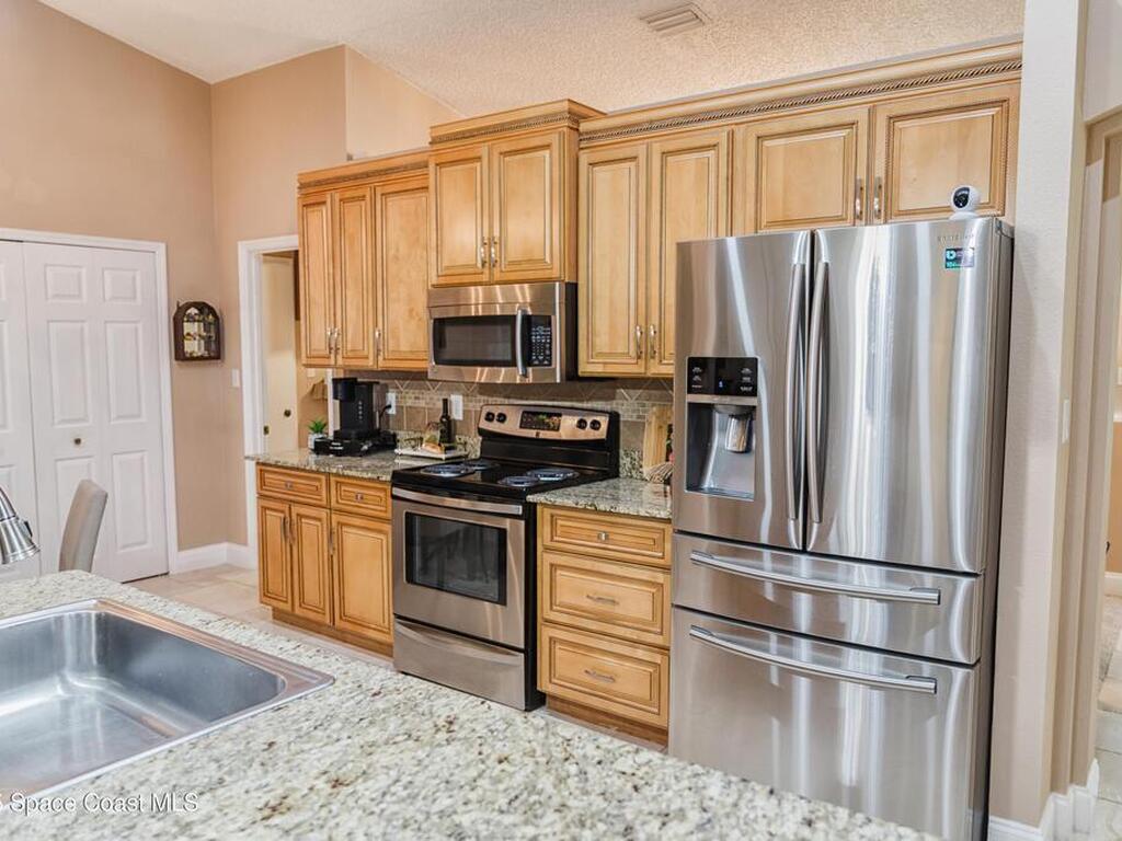 6018 Apple Avenue, Cocoa, FL 32927