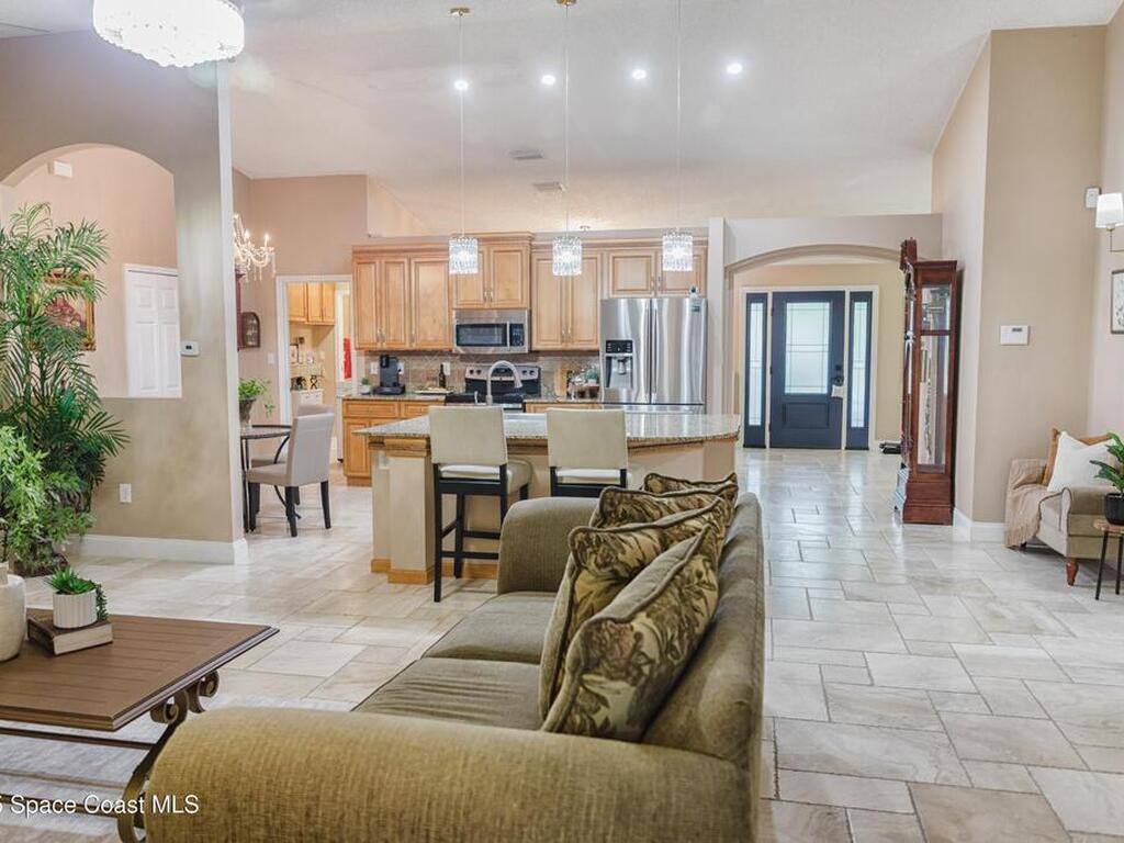 6018 Apple Avenue, Cocoa, FL 32927