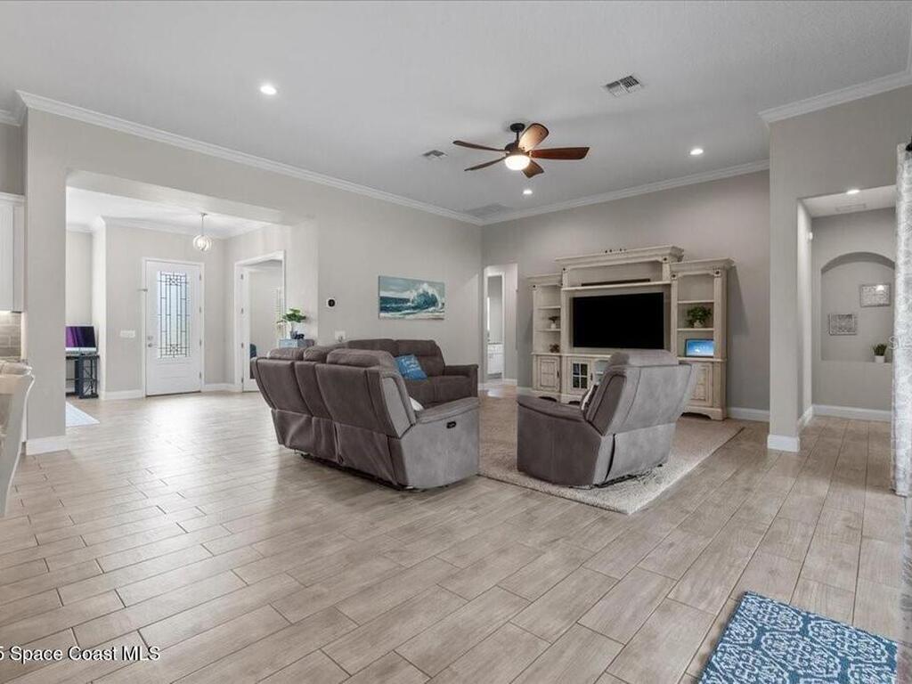 3103 Cavalier Avenue, Orlando, FL 32833