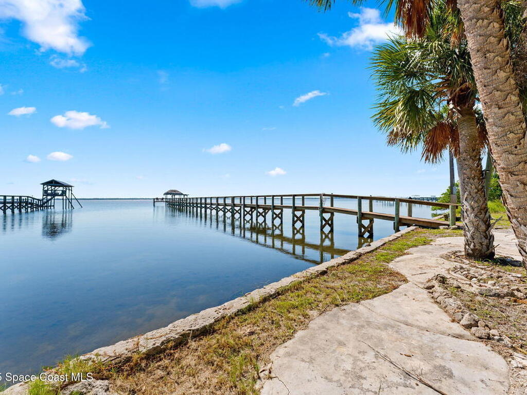 3745 Indian River Drive, Cocoa, FL 32926