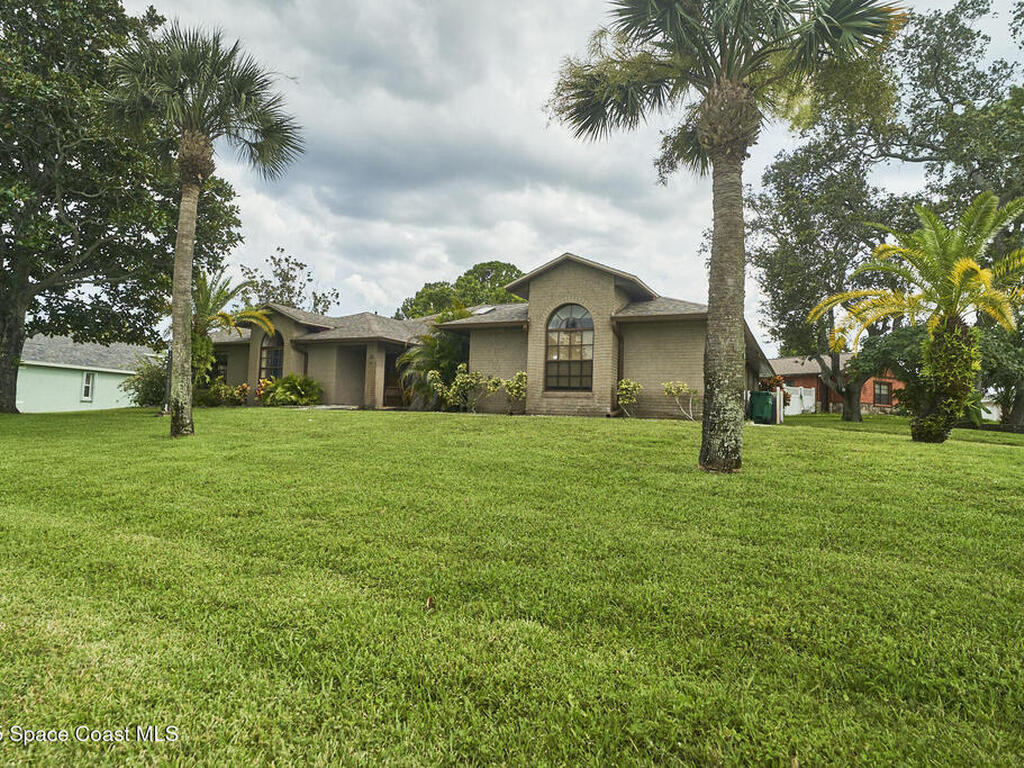 672 Altura Drive, Cocoa, FL 32927