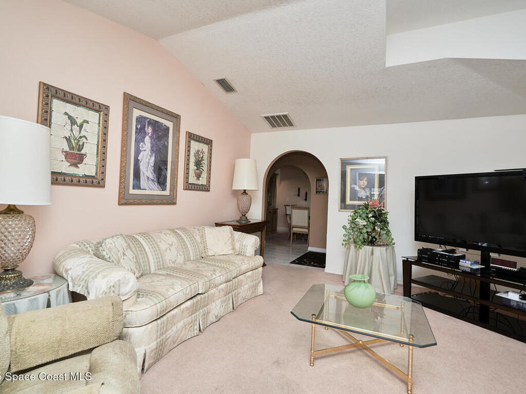 672 Altura Drive, Cocoa, FL 32927