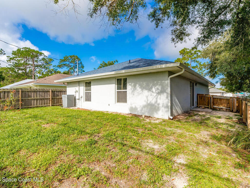 2130 87th Avenue, Vero Beach, FL 32966
