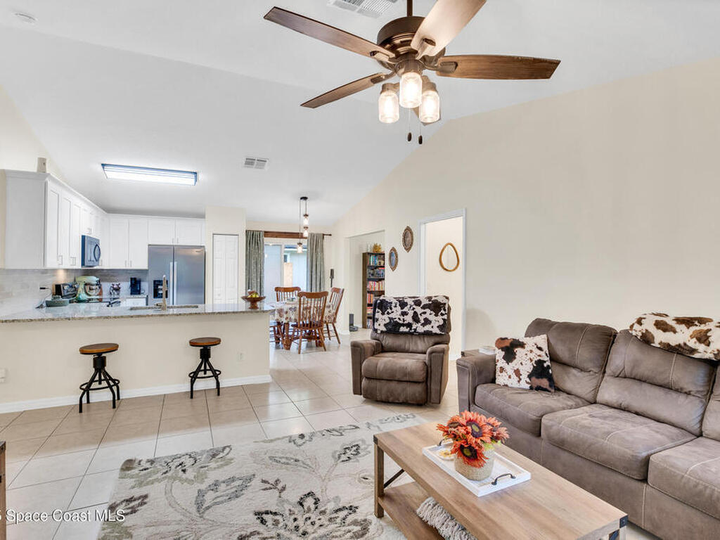 2130 87th Avenue, Vero Beach, FL 32966
