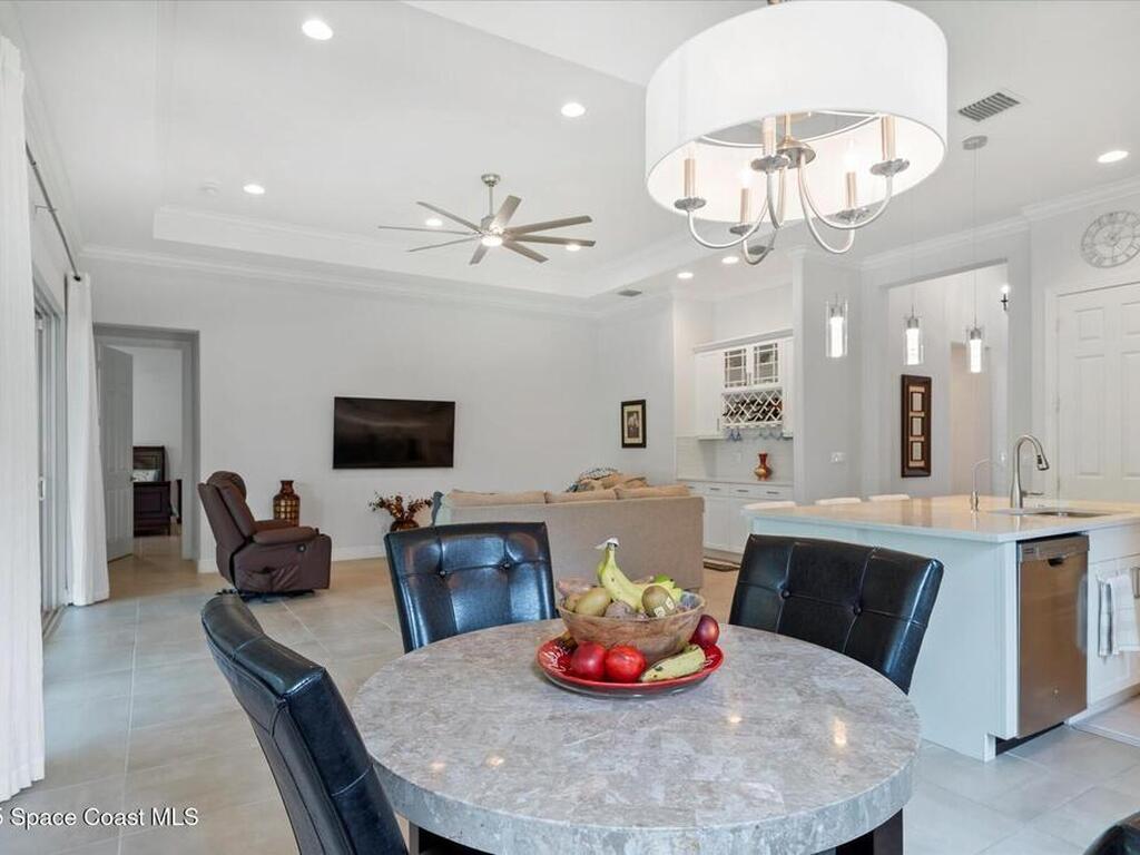 6047 Sequoia Circle, Vero Beach, FL 32967