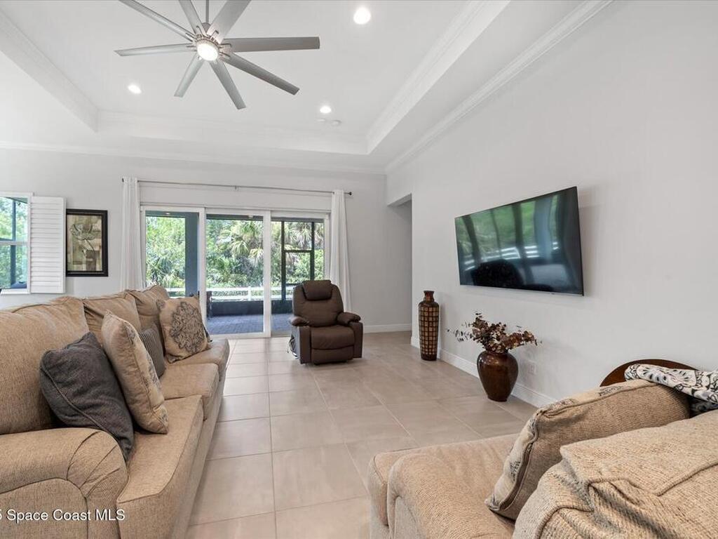 6047 Sequoia Circle, Vero Beach, FL 32967