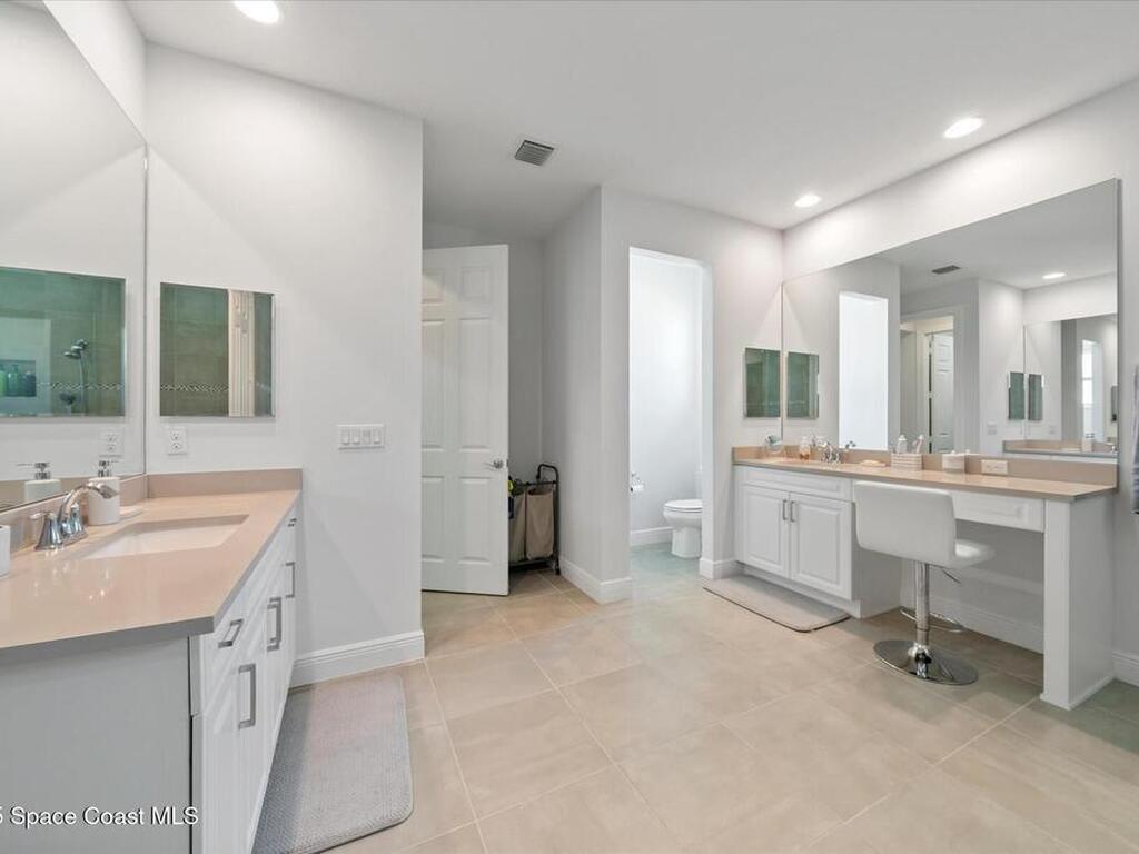 6047 Sequoia Circle, Vero Beach, FL 32967