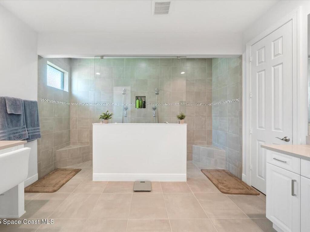 6047 Sequoia Circle, Vero Beach, FL 32967