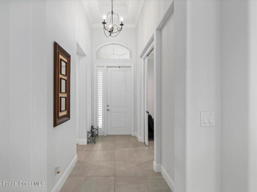 6047 Sequoia Circle, Vero Beach, FL 32967